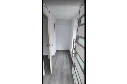 2 Zimmer Wohnung ab 1.12.25 - 740,00&nbsp;EUR Kaltmiete, ca.&nbsp; 65,00&nbsp;m&sup2; in Straubenhardt (PLZ: 75334)