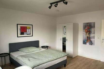 WG-Zimmer in Frankfurt am Main 899,00 € 25 m²