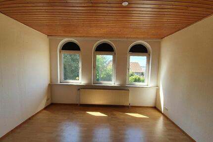 3 Zimmer Wohnung Nettelkamp - 540,00&nbsp;EUR Kaltmiete, ca.&nbsp; 100,00&nbsp;m&sup2; in Wrestedt (PLZ: 29559)