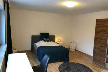 WG-Zimmer in Stuttgart 555,00 € 23 m²