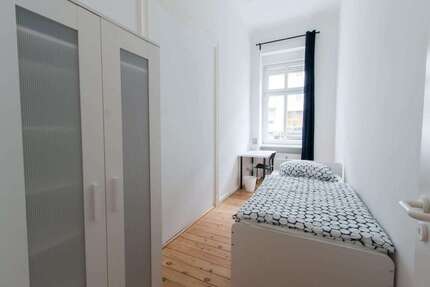 WG-Zimmer in Berlin 640,00 € 10 m²