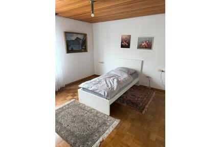 1 Zimmer in Wohngemeinschaft - 590,00&nbsp;EUR Kaltmiete, ca.&nbsp; 30,00&nbsp;m&sup2; in Stuttgart (PLZ: 70180) Lehen