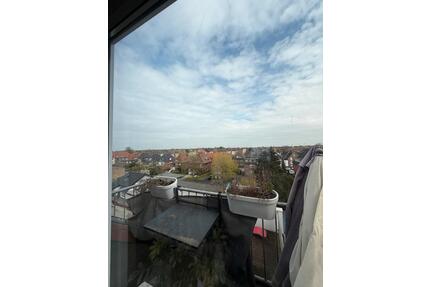2 Zimmer Dachgeschoss Wohnung Nähe Oberlandesgericht zu vermieten - Hamm