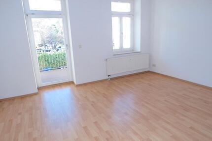 ** 2 Balkone ** 5 Zimmer Wohnung im Zentrum von Zwickau zu vermieten!