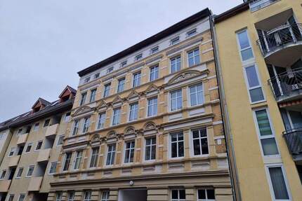 Wohnen in der Neustadt - großzügig geschnittene zwei Zimmer Wohnung - - Magdeburg Neue Neustadt