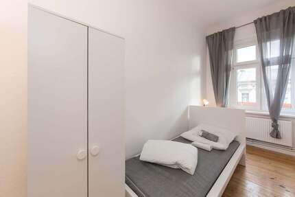 WG-Zimmer in Berlin 575,00 € 15 m²