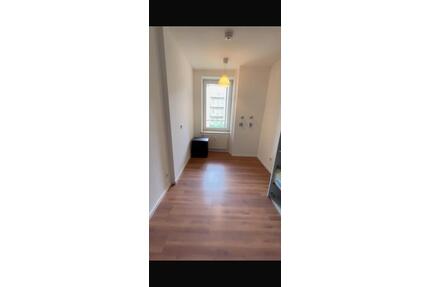 Schönes 10 m² WG-Zimmer in gut ausgestatteter 3er-WG in Leipzig