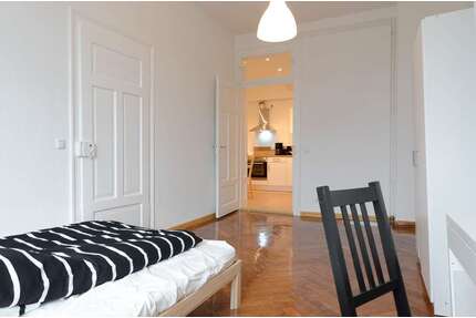 WG-Zimmer in München 825,00 € 18 m²