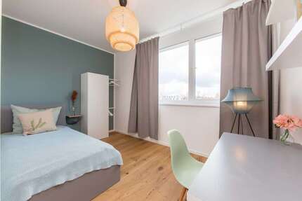 WG-Zimmer in Berlin 670,00 € 10 m²