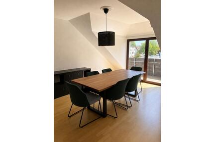 ANFRAGESTOPP! 4-Zimmer Dachgeschosswohnung in Eversten - Oldenburg