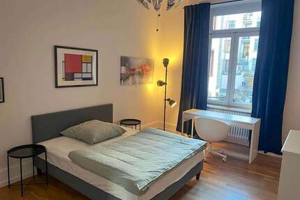 WG-Zimmer in Frankfurt am Main 899,00 € 25 m²