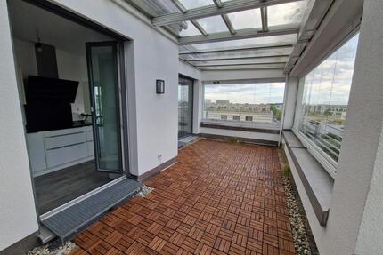 4-Zimmer-Maisonette-Wohnung, WG geeignet mit Dachterrasse - München Messestadt Riem