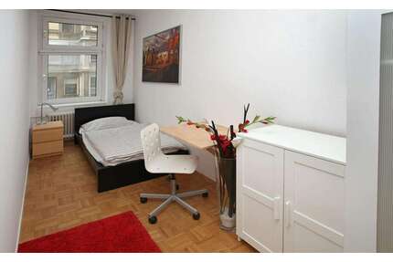 WG-Zimmer in Berlin 610,00 € 10 m²