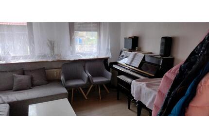 schöne 3 Zimmer Wohnung Wohnung - Großerlach