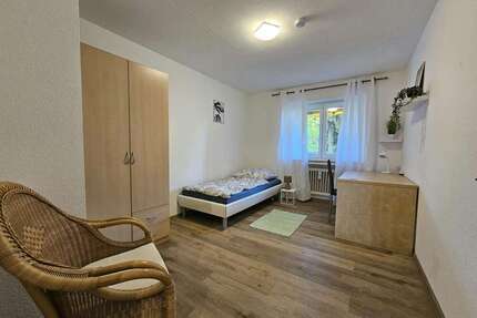 WG-Zimmer in Königsbrunn 575,00 € 12 m²