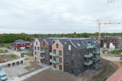 helle 3 -Zimmer Obergeschosswohnung mit Balkon - Erstbezug nach Neubau - Aurich Egels und Wallinghausen