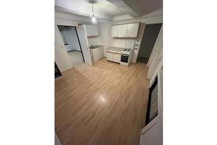 2 Zimmer Wohnung ab sofort ! - 670,00&nbsp;EUR Kaltmiete, ca.&nbsp; 50,00&nbsp;m&sup2; in Olsberg (PLZ: 59939)