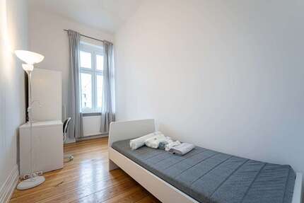 WG-Zimmer in Berlin 616,00 € 15 m²