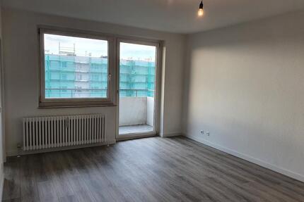 Gemütliche 2 Zimmer Wohnung im Erdgeschoss, in Köln Porz Finkenberg!