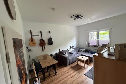 Kleine 3,5 Zimmer Wohnung im Erdgeschoss mit Terrasse - Bottrop Boy