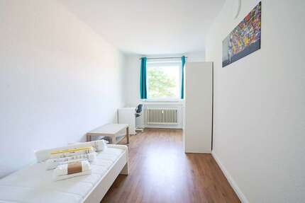 WG-Zimmer in Düsseldorf 609,00 € 15 m²