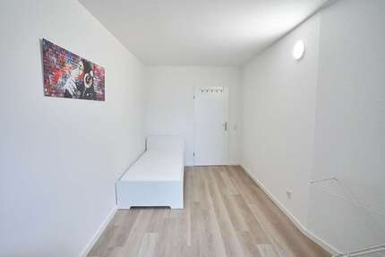 WG-Zimmer in Düsseldorf 619,00 € 15 m²