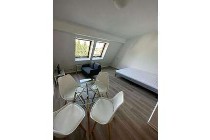WG-Zimmer in Sindelfingen 990,00 € 29 m²