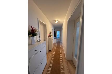 Charmante 4,5 Zimmer Wohnung im Herzen Dingolfings mit Garten