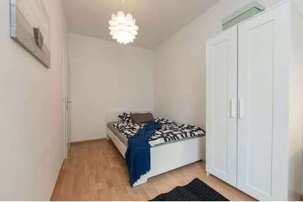 WG-Zimmer in Berlin 670,00 € 11 m²