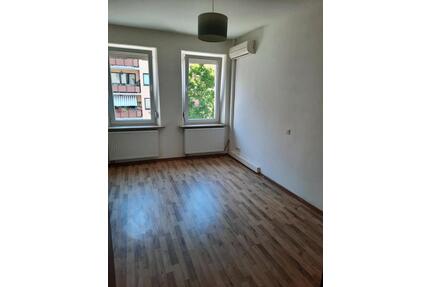 Frisch renovierte 2 - Zimmer Wohnung - Nürnberg Gärten hinter der Veste