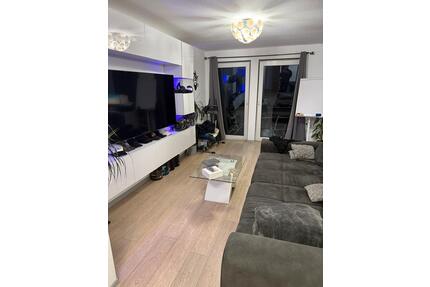 Möblierte Neubauwohnung mit Balkon in Köln zur Zwischenmiete