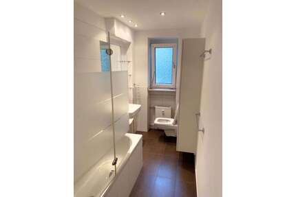 WG-Zimmer in Frankfurt am Main 899,00 € 30 m²