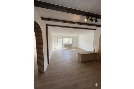 Renovierte 3 Zimmer Wohnung mit Balkon und Garage - Nattheim