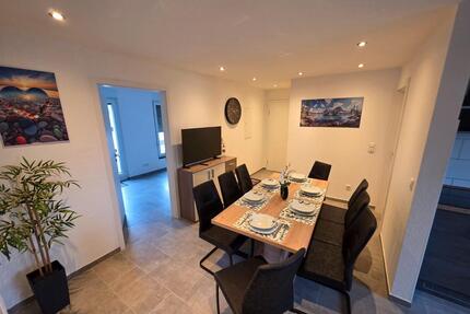 WG zimmer - 600,00&nbsp;EUR Kaltmiete, ca.&nbsp; 95,00&nbsp;m&sup2; in Siegen (PLZ: 57072)