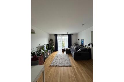 Helle 2-Zimmer Wohnung mit Balkon in München-Perlach