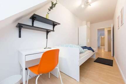 WG-Zimmer in Berlin 640,00 € 11 m²