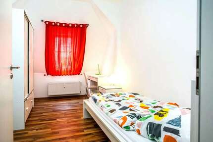 WG-Zimmer in Frankfurt am Main 550,00 € 12 m²