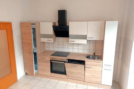 4-Zimmer Wohnung, hell, schön, zentrumsnah, ruhig, mit Küche - Oettingen in Bayern