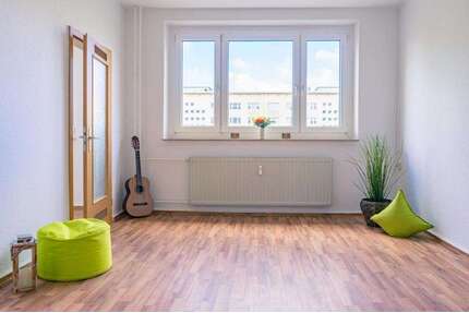 Wohnung zum Mieten in Chemnitz 310,00 € 44.55 m²