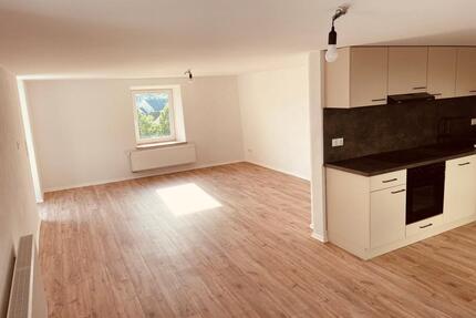 2 Zimmer Wohnung Erstbezug Zentral in Hengersberg