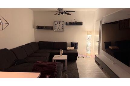 ZwischenmieteUntermiete 3 Zimmer Wohnung - Berlin Lichtenberg