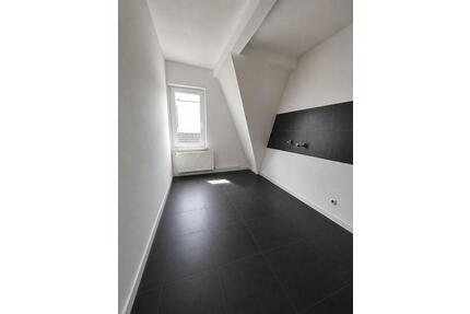 Schöne Wohnung mit ca. 45 qm Wohnfläche in ruhigem 4-Parteienhau - Mönchengladbach Süd