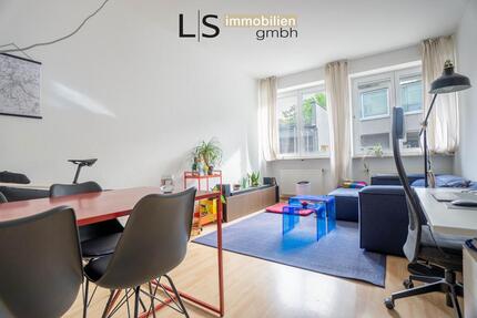 *WG-geeignet* Schönes, helles 2-Zimmer-City-Apartment in Stuttgart-Ost nahe Parkanlage Villa Berg!