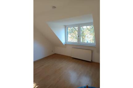 Günstig hell renoviert: Single Wohnung für Studierende, Pendler - Essen Stadtbezirk V