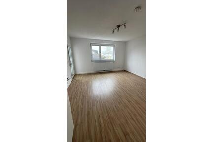 3- Zimmer stadtnahe Wohnung mit Sonnenbalkon - Laupheim