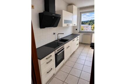 3 Zimmer woh mit Balkon, Einbauküche und Aufzug in Bochum-Höntrop