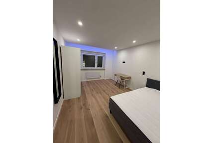 WG-Zimmer in Nürnberg 385,00 € 11 m²