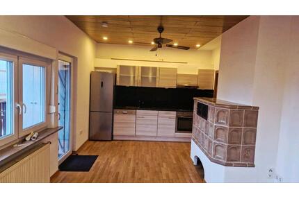 2 Zimmer Wohnungen - 1.055,00&nbsp;EUR Kaltmiete, ca.&nbsp; 60,00&nbsp;m&sup2; in Randersacker (PLZ: 97236)