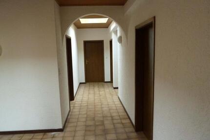 Wohnung Zimmer in WG - 410,00&nbsp;EUR Kaltmiete, ca.&nbsp; 78,00&nbsp;m&sup2; in Nentershausen (PLZ: 56412)