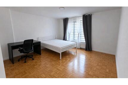 Großes Zimmer in Frauen-WG (NUR an Frauen zu vermieten) - Berlin Treptow-Köpenick